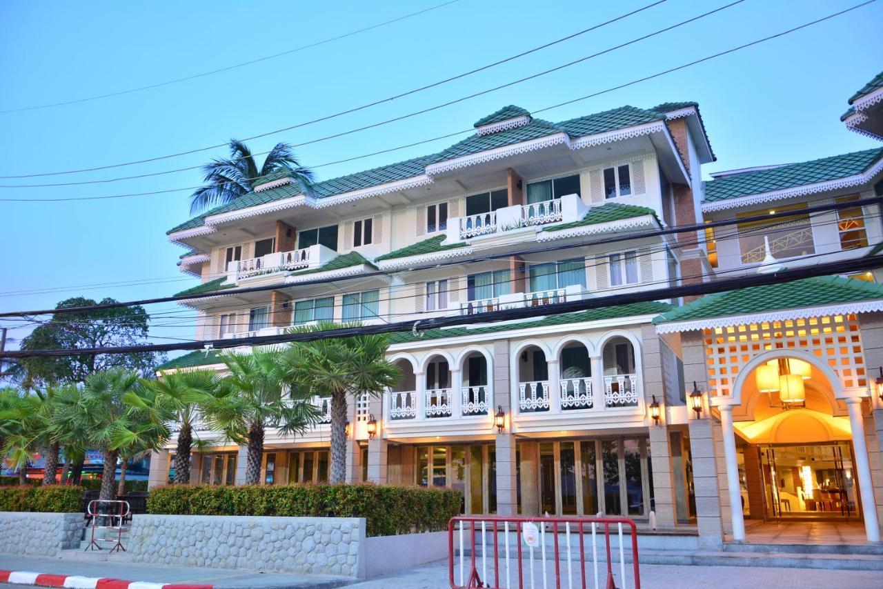 Pride Beach Resort - Adults Only Patong Екстер'єр фото