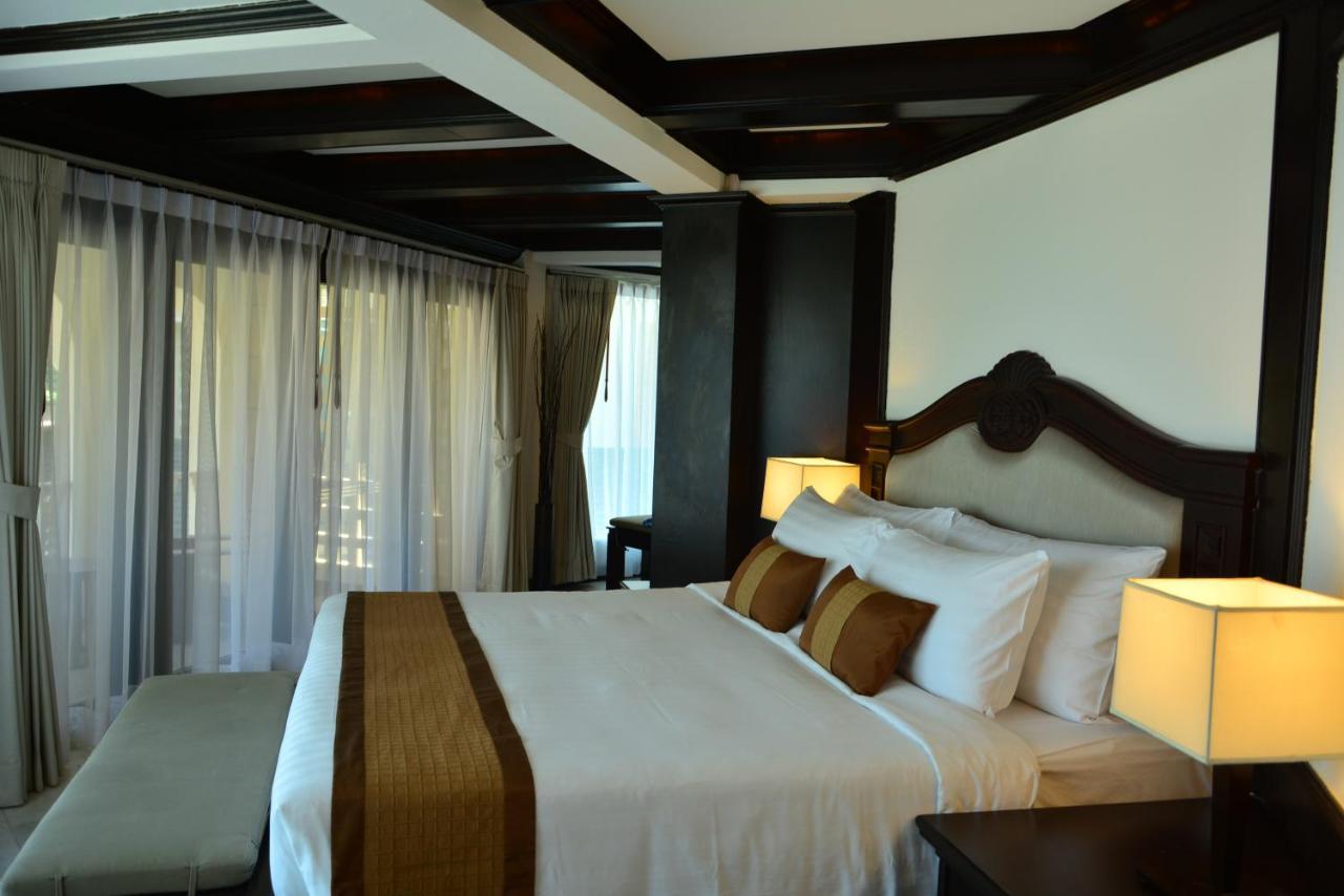 Pride Beach Resort - Adults Only Patong Екстер'єр фото