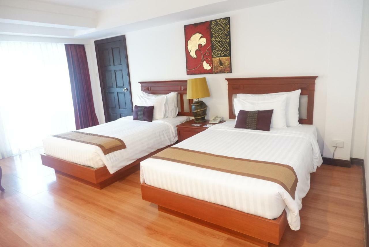 Pride Beach Resort - Adults Only Patong Екстер'єр фото