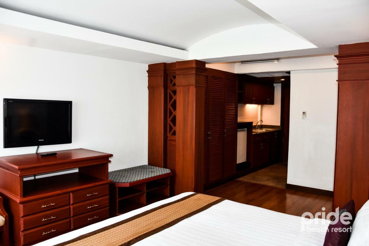 Pride Beach Resort - Adults Only Patong Екстер'єр фото