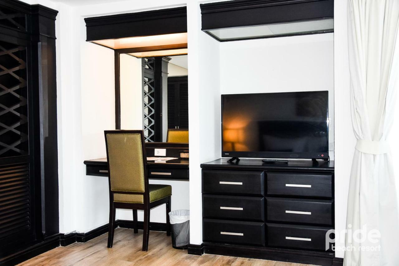 Pride Beach Resort - Adults Only Patong Екстер'єр фото